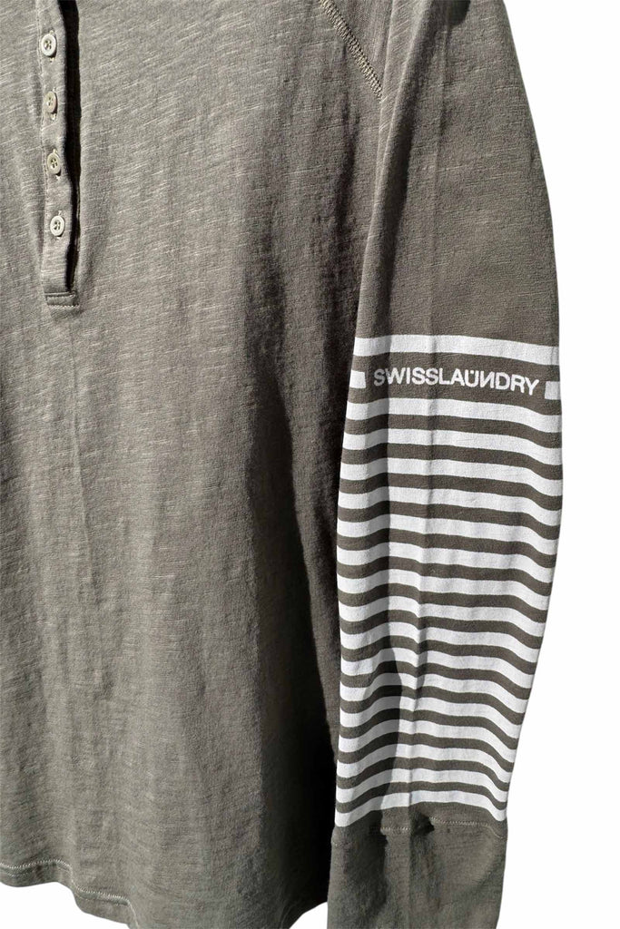 LONGSLEEVES - GARGOYLE