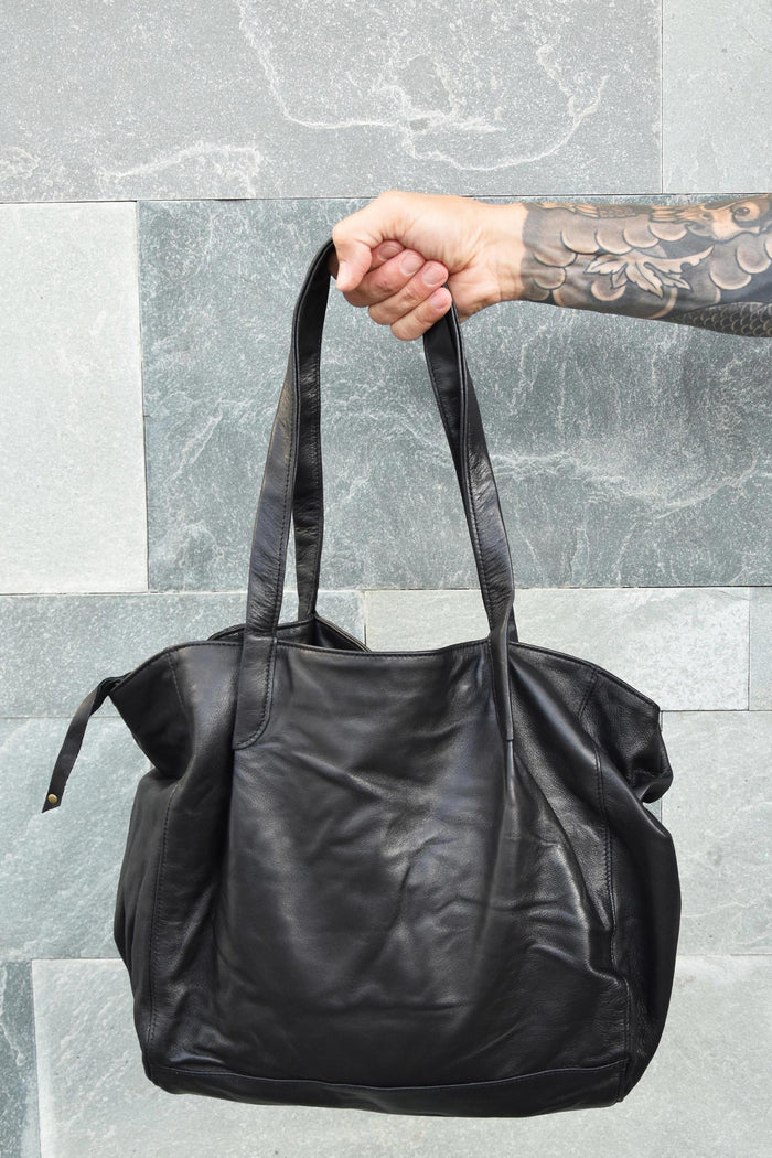SHOULDER BAG - BLACK MEL